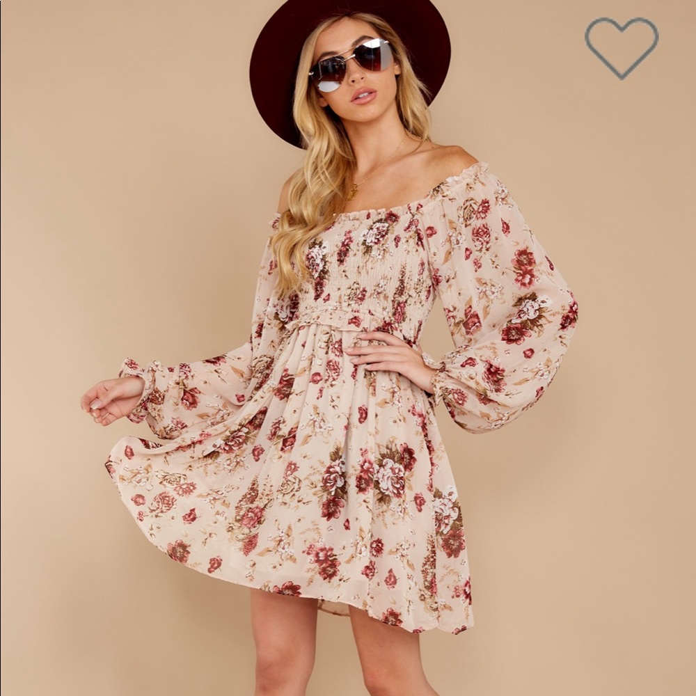 NWOT Ivory Floral Off the Shoulder Print Dress (S)